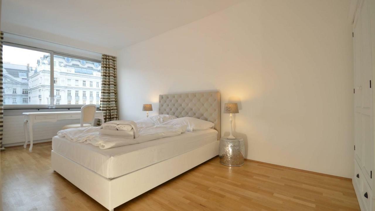 Residence, Naschmarkt - Karlsplatz * Wiedeń